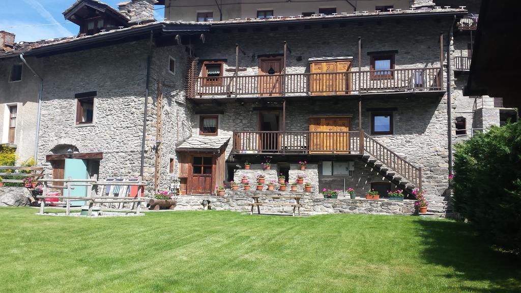 Appartamenti Da Clara La Thuile Exterior photo